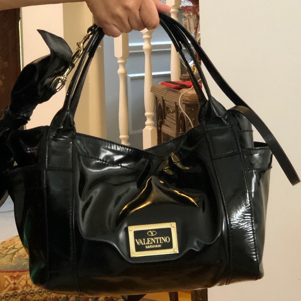 VALENTINO black lava lacquered handbag